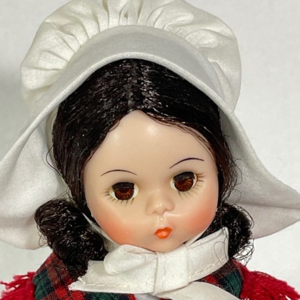 Madame Alexander restrung 8" Belgium doll with stand. - Picture 3 of 7
